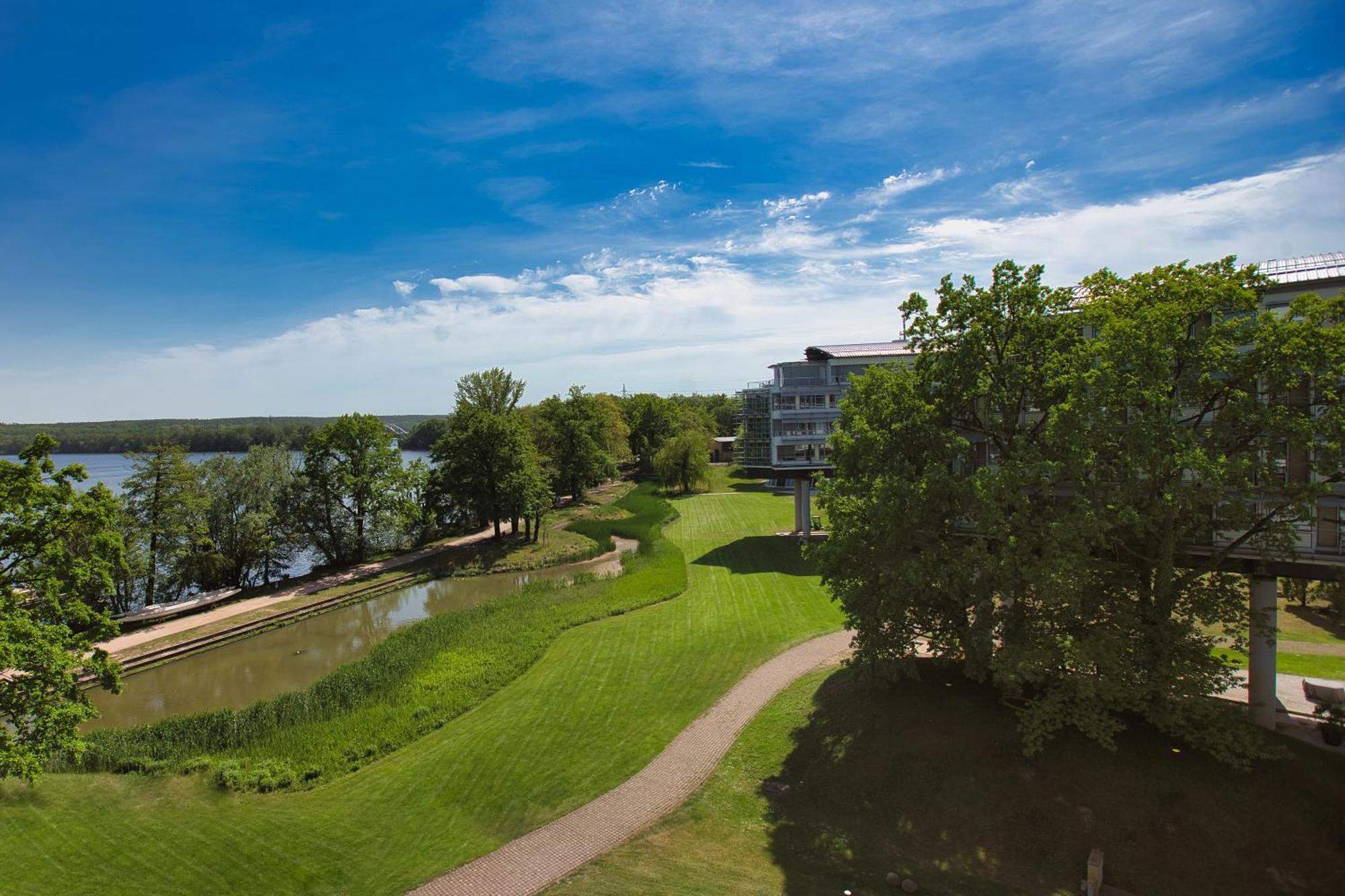 Kongresshotel Potsdam Am Templiner See 外观 照片